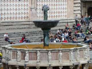 Fontana Maggiore