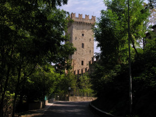 L'arrivo a Vigoleno